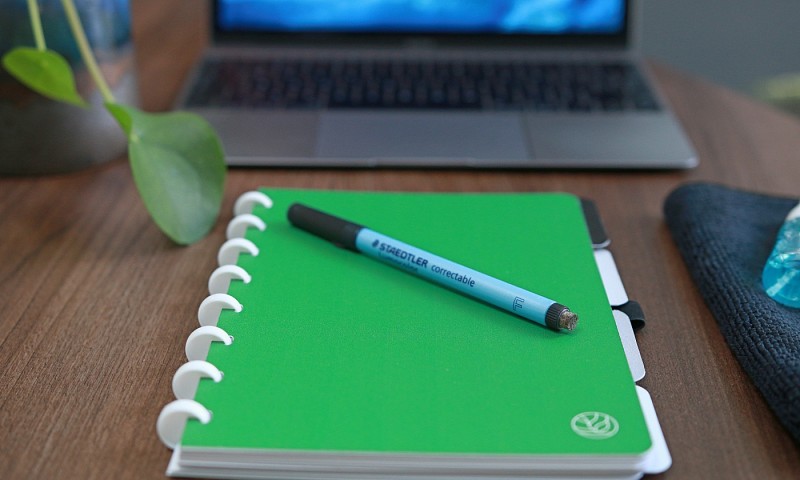Groene tip #3 – uitwisbaar whiteboard notitieboek